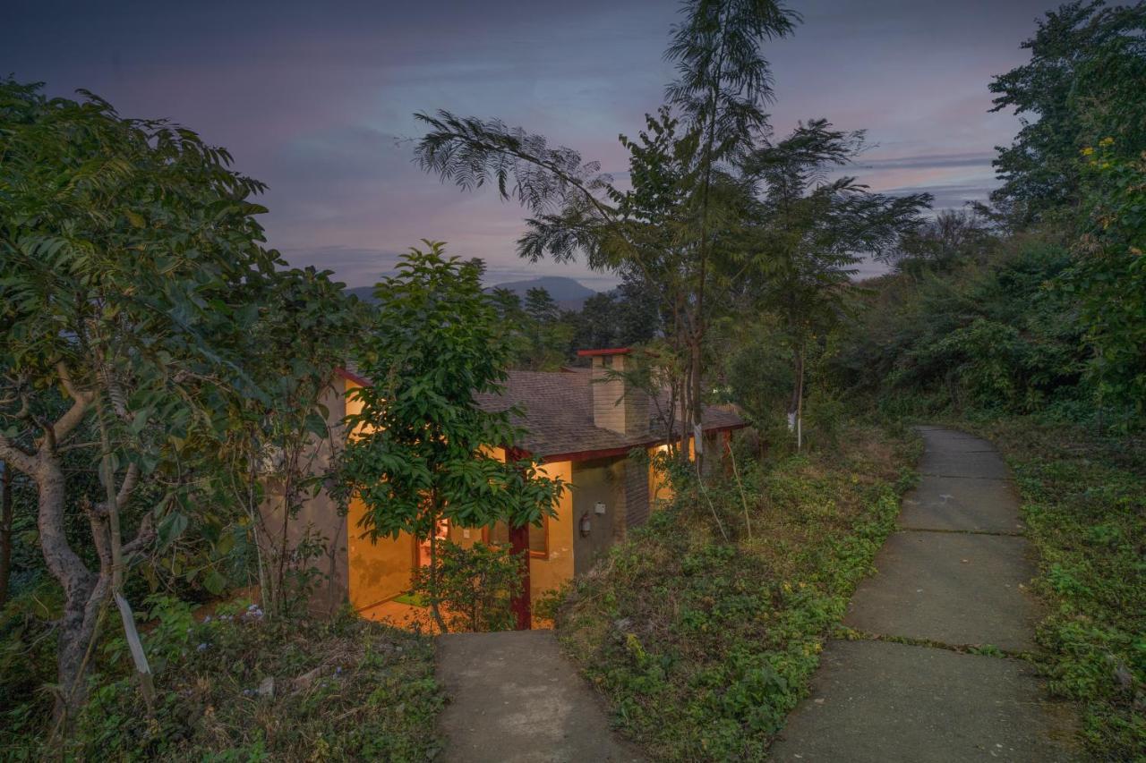 Lahermitage Resort Lansdowne Buitenkant foto