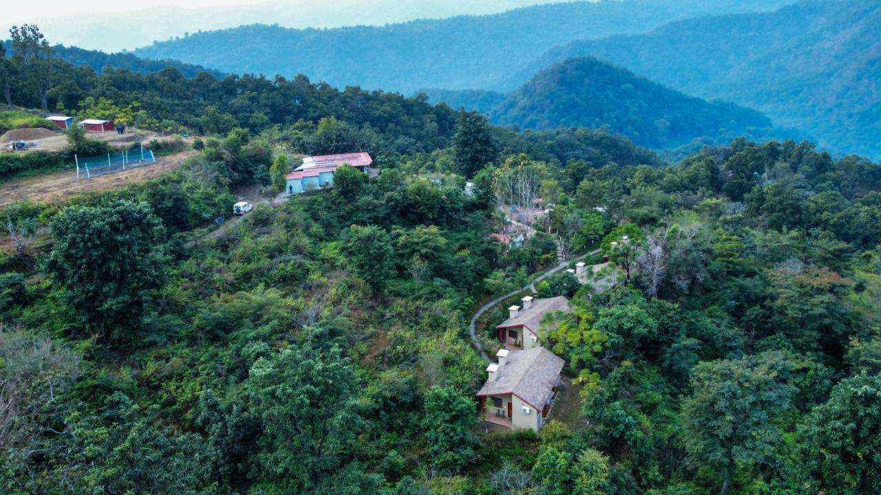 Lahermitage Resort Lansdowne Buitenkant foto