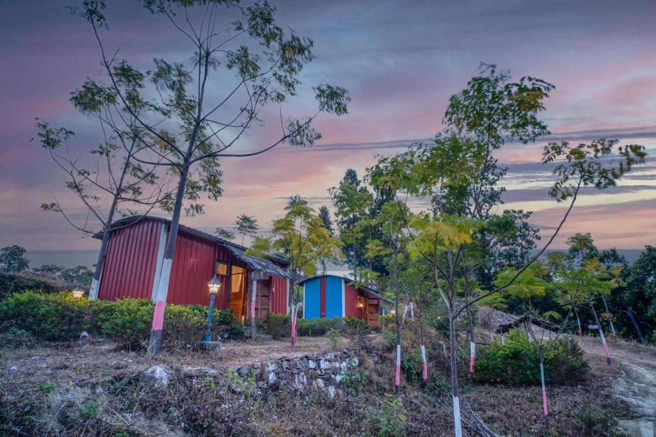 Lahermitage Resort Lansdowne Buitenkant foto