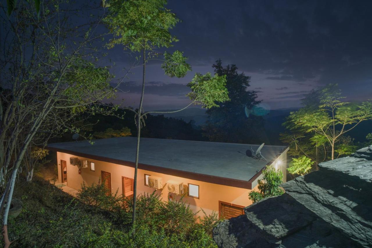 Lahermitage Resort Lansdowne Buitenkant foto
