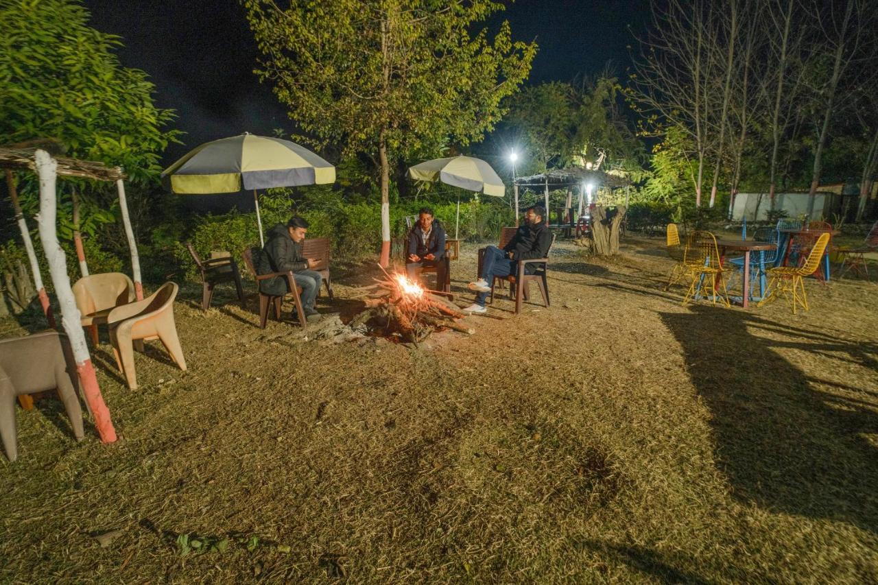 Lahermitage Resort Lansdowne Buitenkant foto