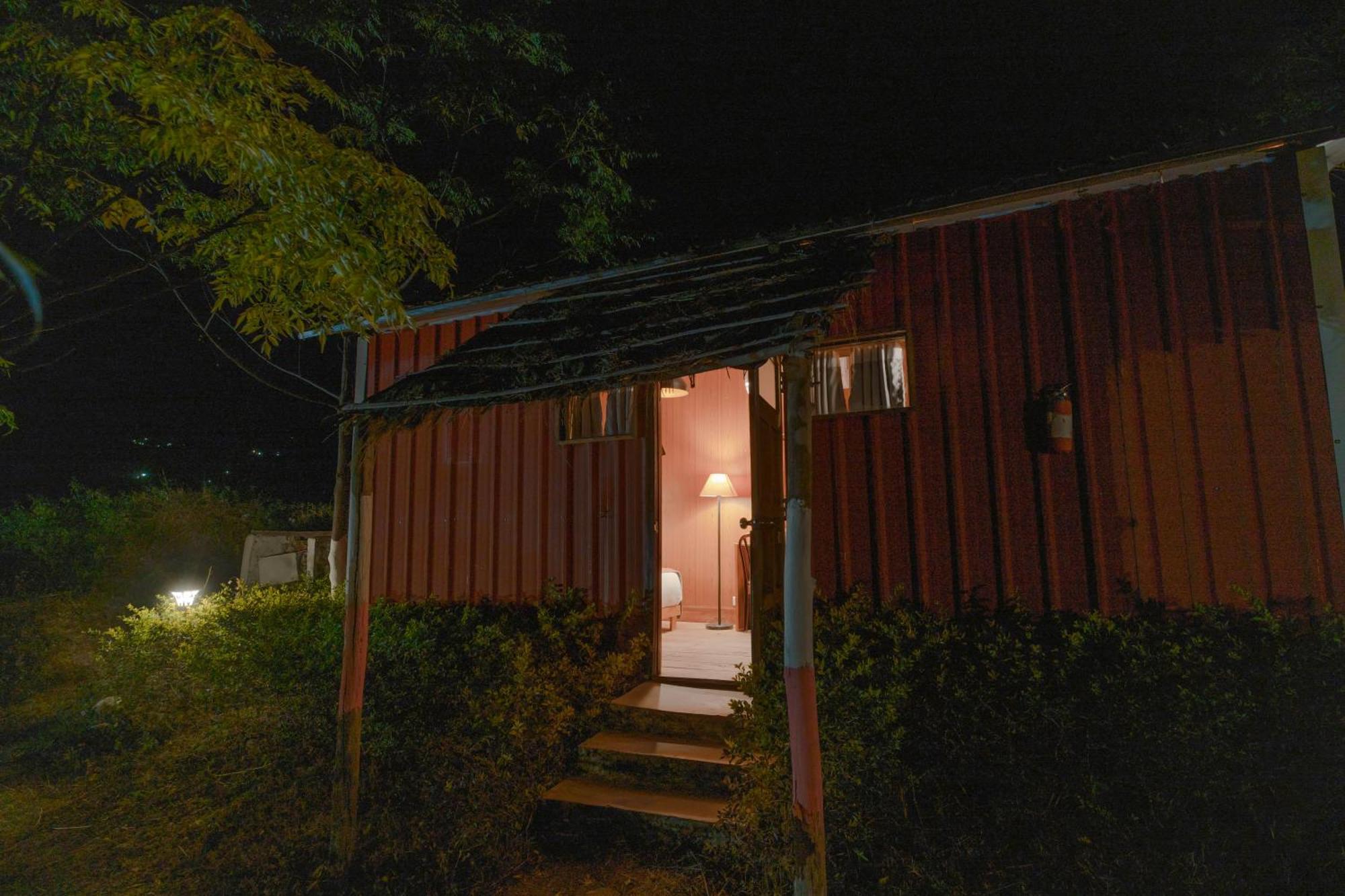 Lahermitage Resort Lansdowne Buitenkant foto