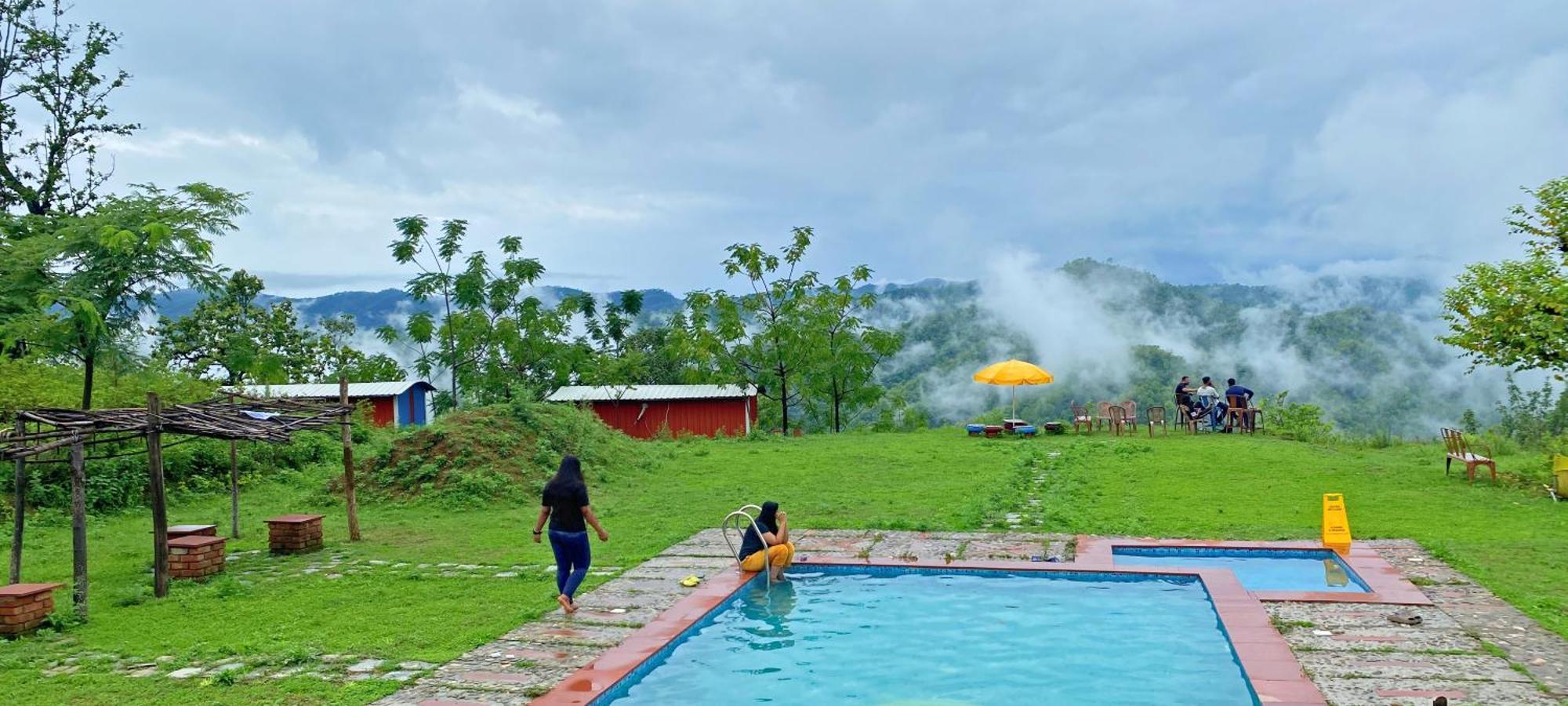Lahermitage Resort Lansdowne Buitenkant foto
